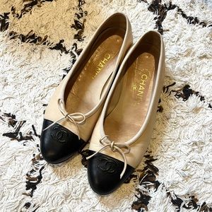 Chanel ballet flats size 8